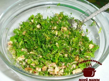 Кабачки с орехами, готовим заливку