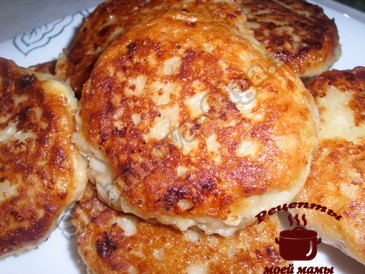 Сырники с яблоками Сырники с яблоками