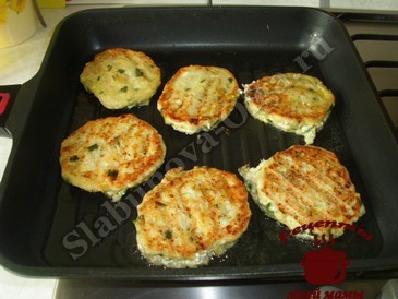Сырники творожные, жарим