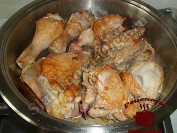 Курица жареная, обжариваем