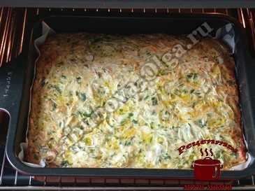 Пирог с капустой и мясной начинкой, запекаем Пирог с капустой и мясной начинкой, запекаем