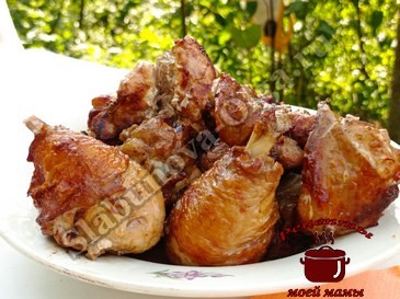 Куриный шашлык в маринаде с соевым соусом и растительным маслом Куриный шашлык в маринаде с соевым соусом и растительным маслом